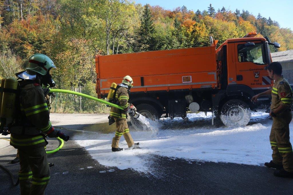 Übung - Herbstübung | Verkehrsunfall - 13.10.2018 - Feuerwehr-Hof